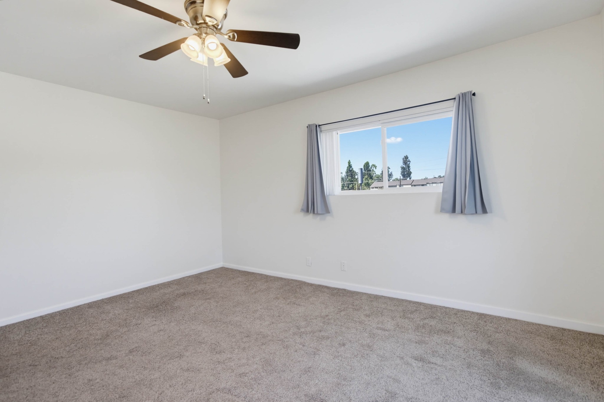 Virtual tour photo 26 of 40 for 12027 Royal Rd Unit 1