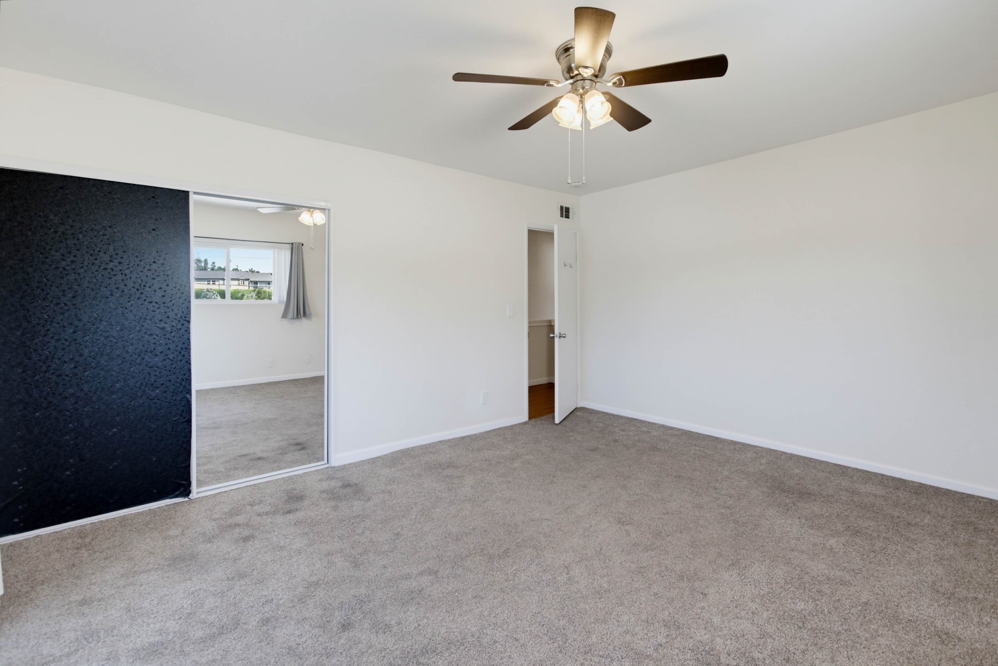 Virtual tour photo 27 of 40 for 12027 Royal Rd Unit 1