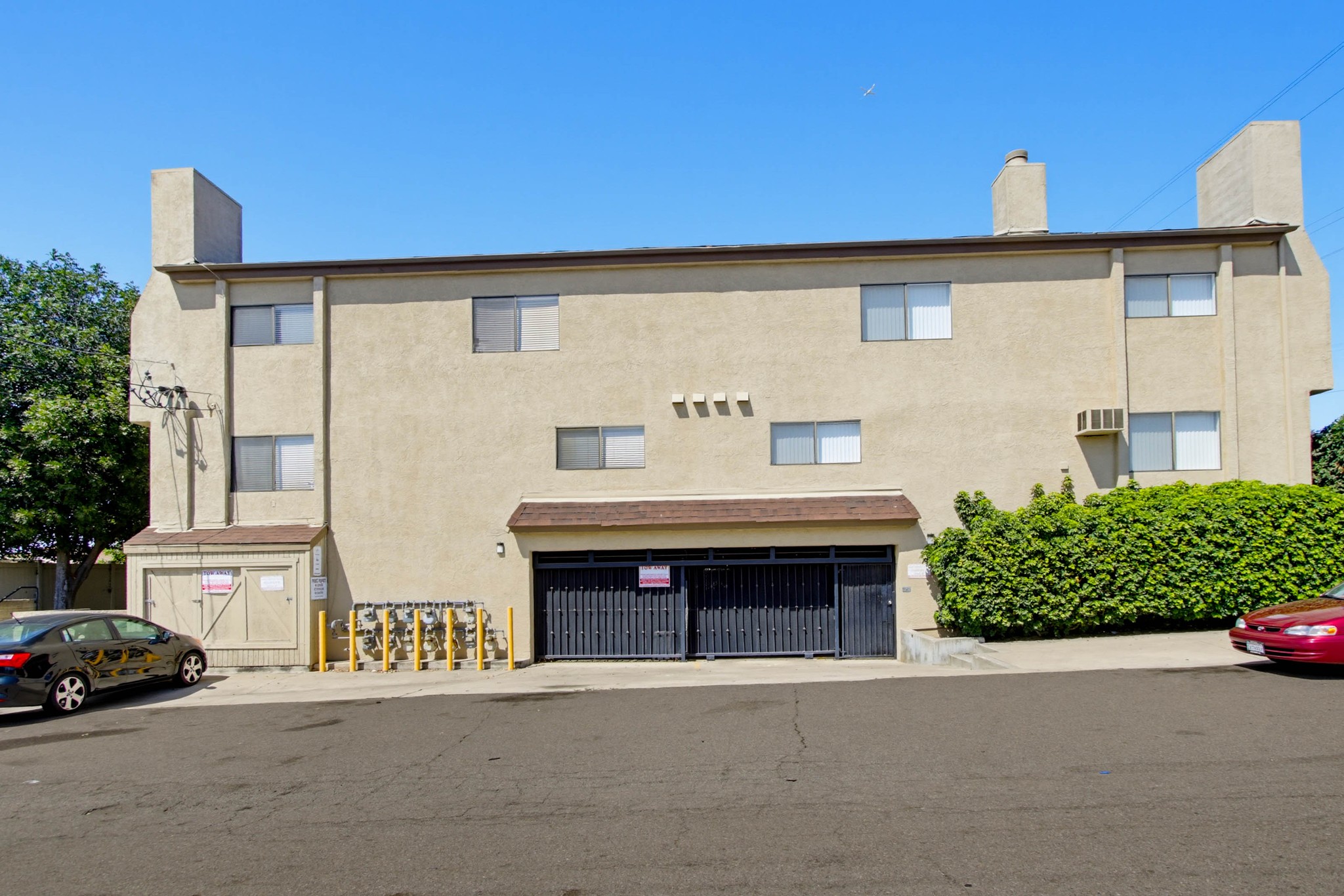 Virtual tour photo 38 of 40 for 12027 Royal Rd Unit 1