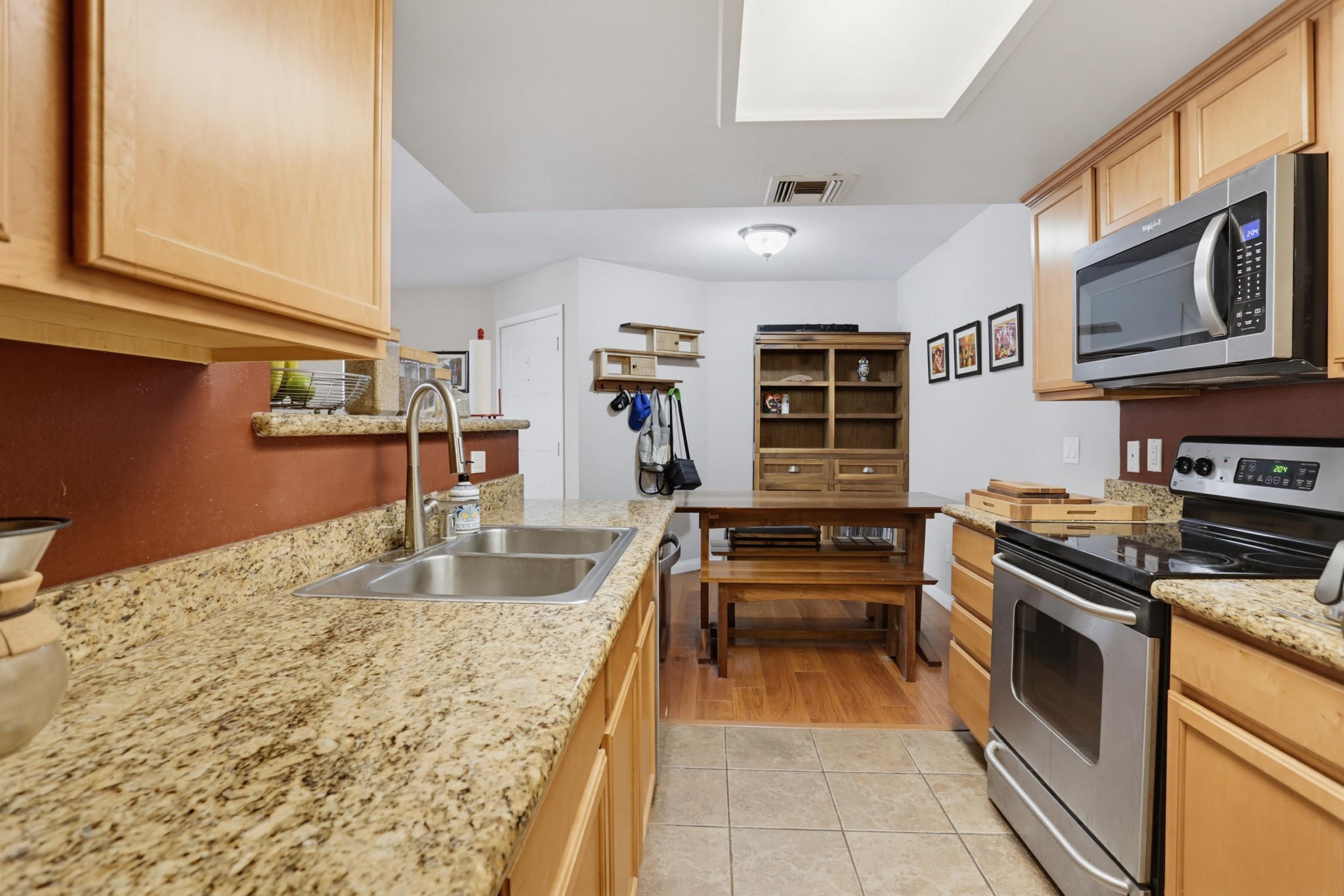 Virtual tour photo 14 of 36 for 12039 Alta Carmel Ct Unit 150