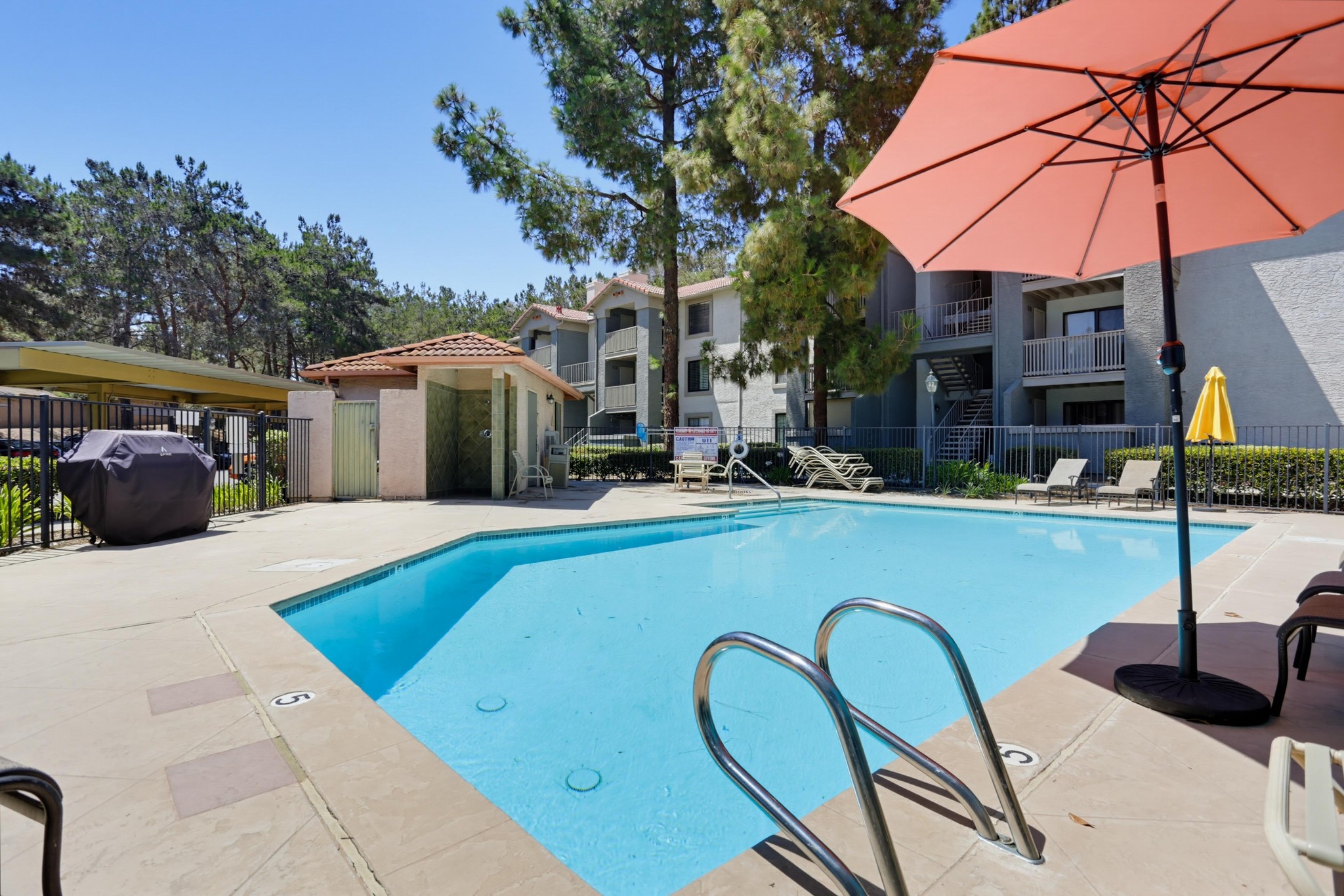 Virtual tour photo 27 of 36 for 12039 Alta Carmel Ct Unit 150
