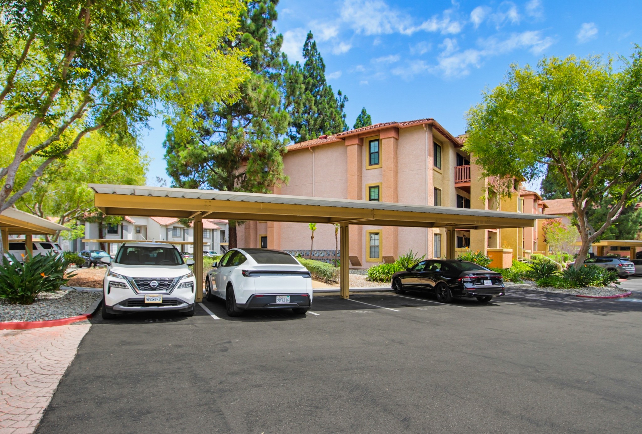 Virtual tour photo 5 of 13 for 12039 Alta Carmel Ct