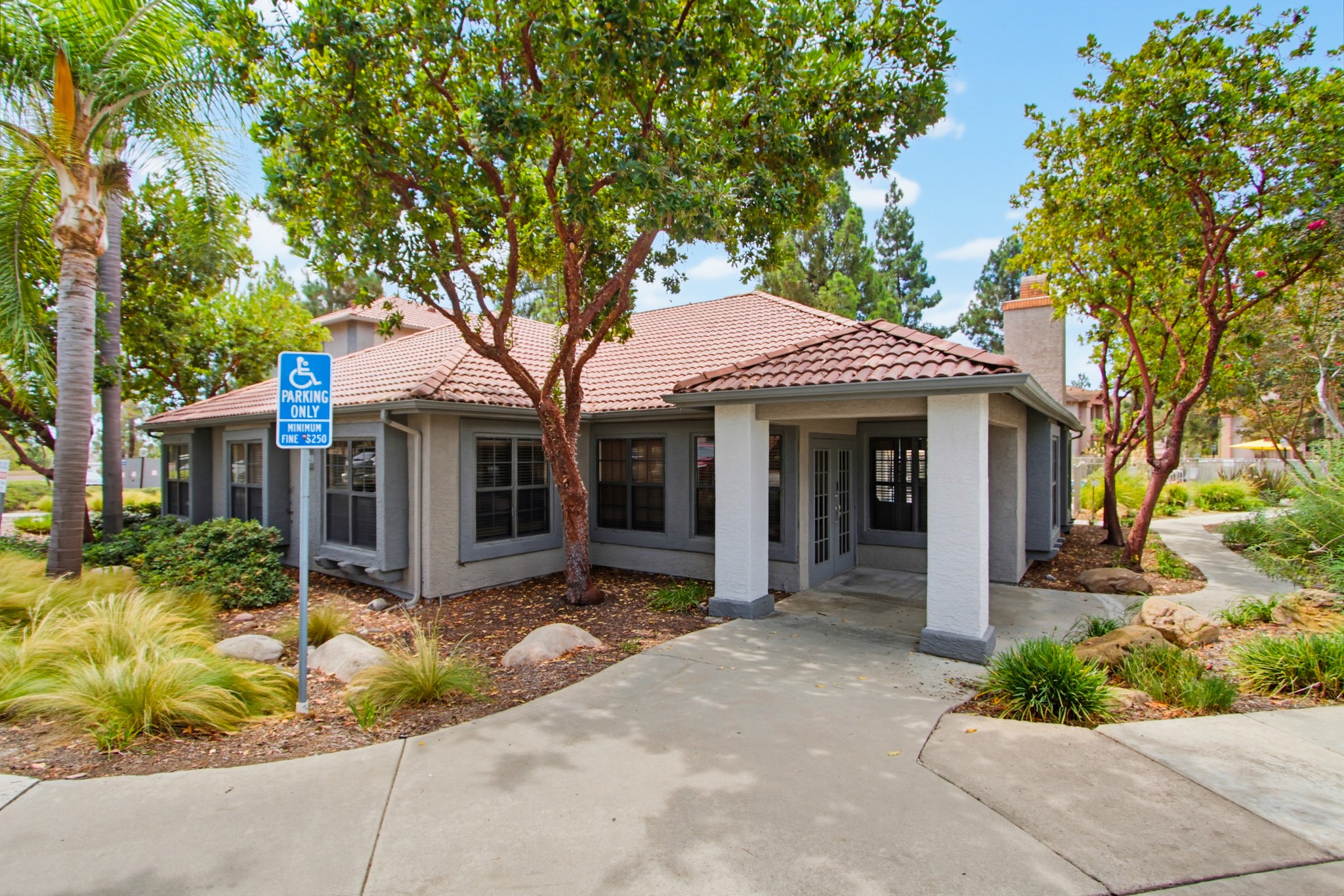 Virtual tour photo 7 of 13 for 12039 Alta Carmel Ct