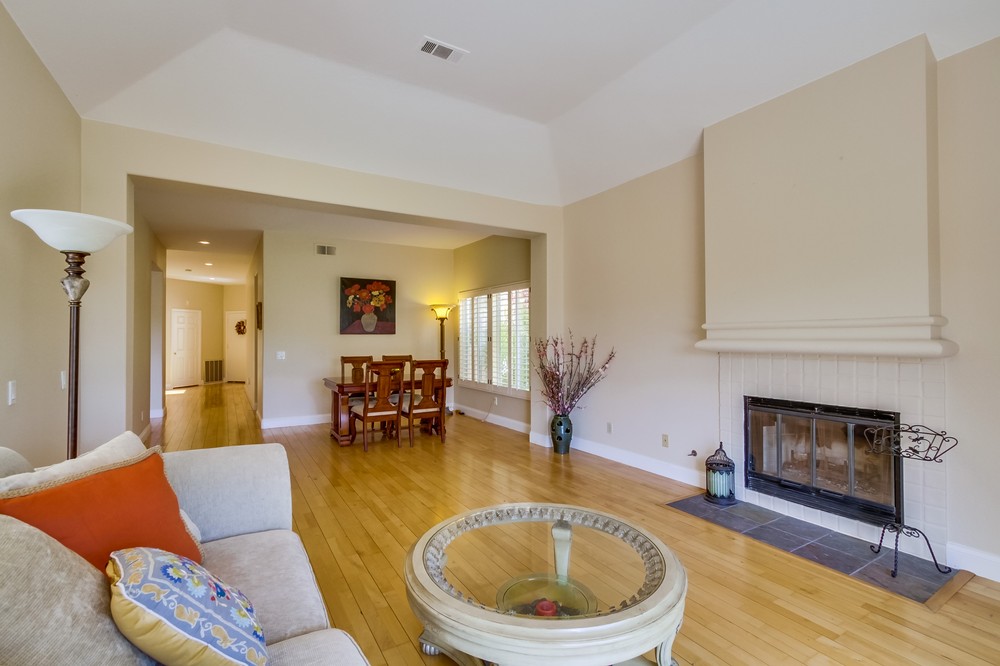 Virtual tour photo 12 of 53 for 12043 Caminito Corriente