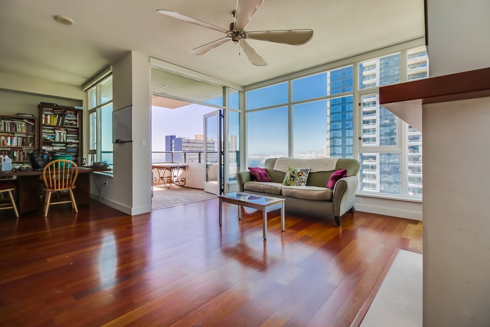 Virtual tour photo 1 of 60 for 1205 Pacific Highway #1103