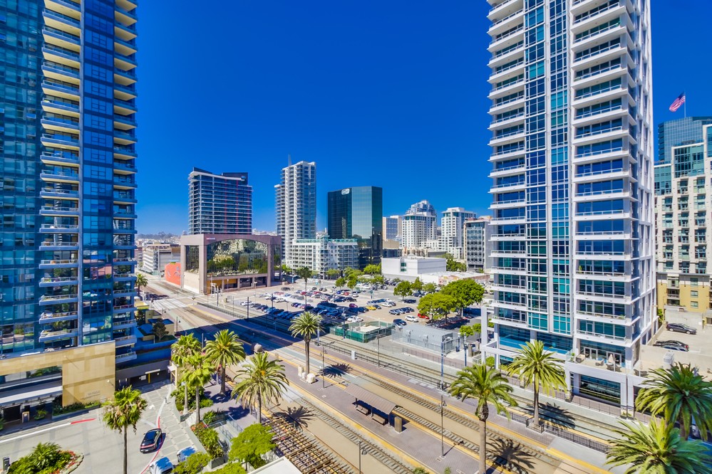 Virtual tour photo 7 of 60 for 1205 Pacific Highway #1103