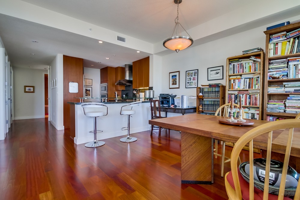 Virtual tour photo 11 of 60 for 1205 Pacific Highway #1103