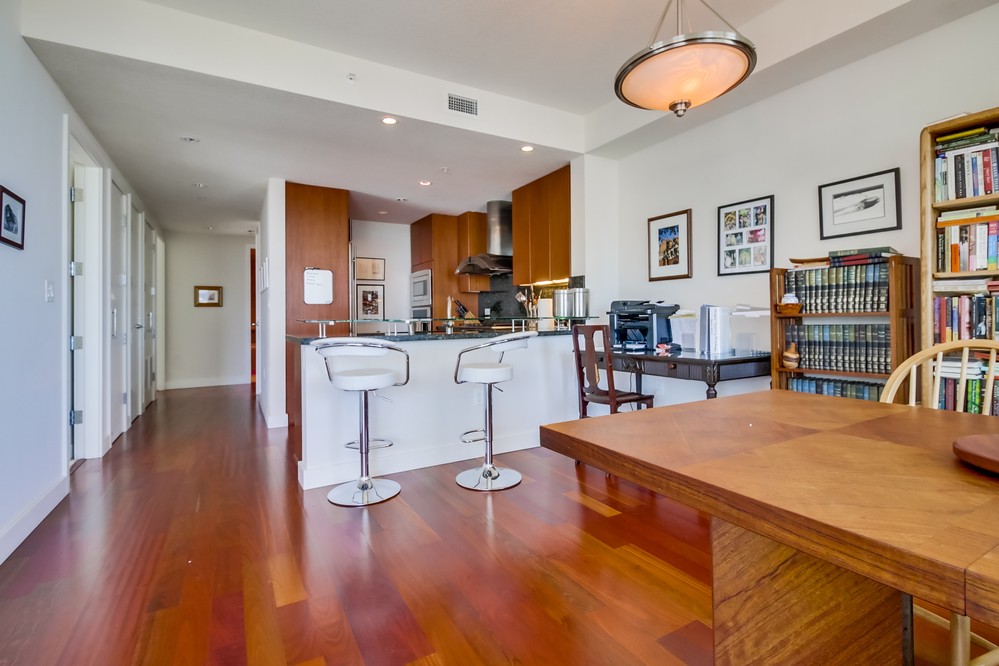 Virtual tour photo 12 of 60 for 1205 Pacific Highway #1103