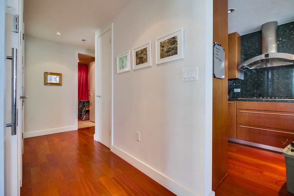 Virtual tour photo 31 of 60 for 1205 Pacific Highway #1103