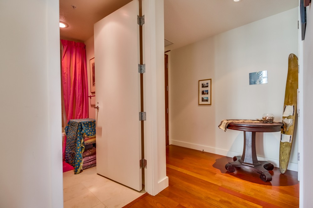 Virtual tour photo 36 of 60 for 1205 Pacific Highway #1103