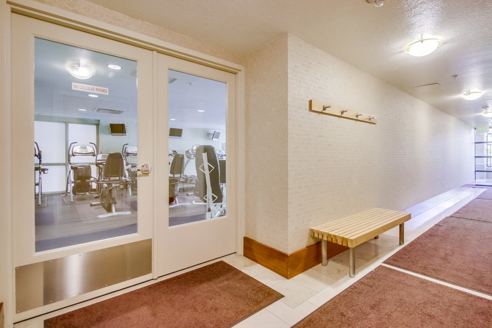 Virtual tour photo 44 of 60 for 1205 Pacific Highway #1103