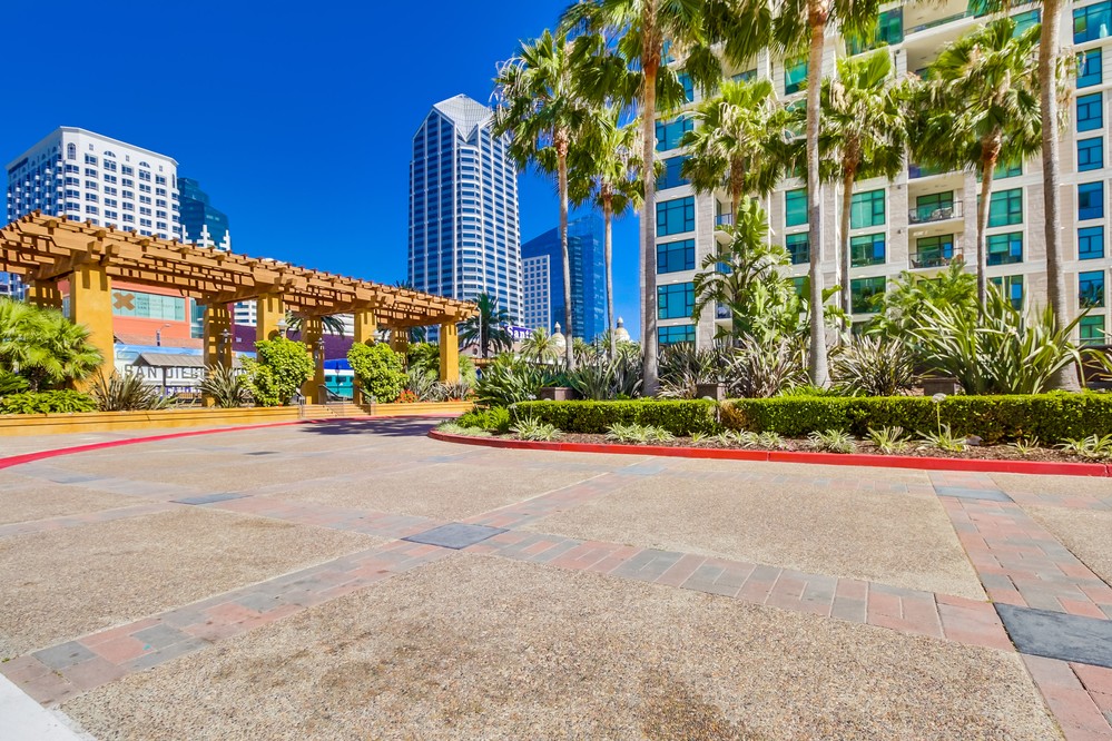 Virtual tour photo 57 of 60 for 1205 Pacific Highway #1103