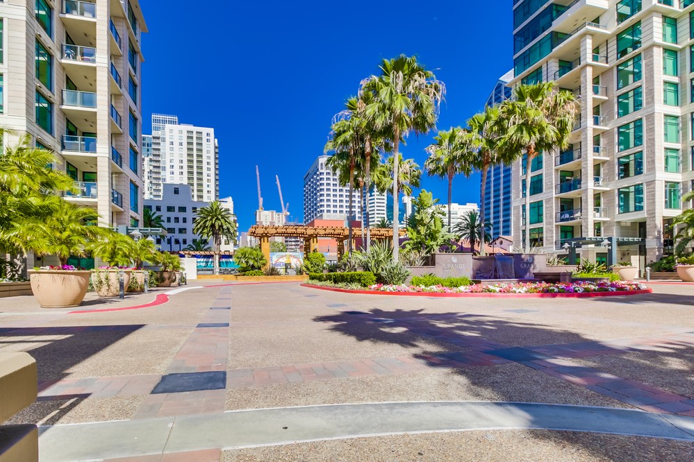 Virtual tour photo 58 of 60 for 1205 Pacific Highway #1103