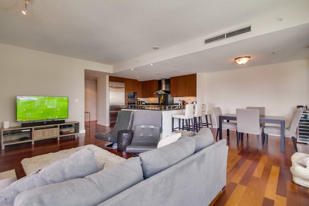 Virtual tour photo 5 of 29 for 1205 Pacific Hwy #906
