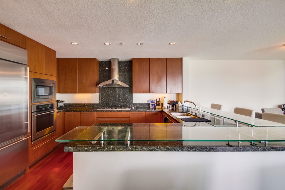 Virtual tour photo 12 of 29 for 1205 Pacific Hwy #906