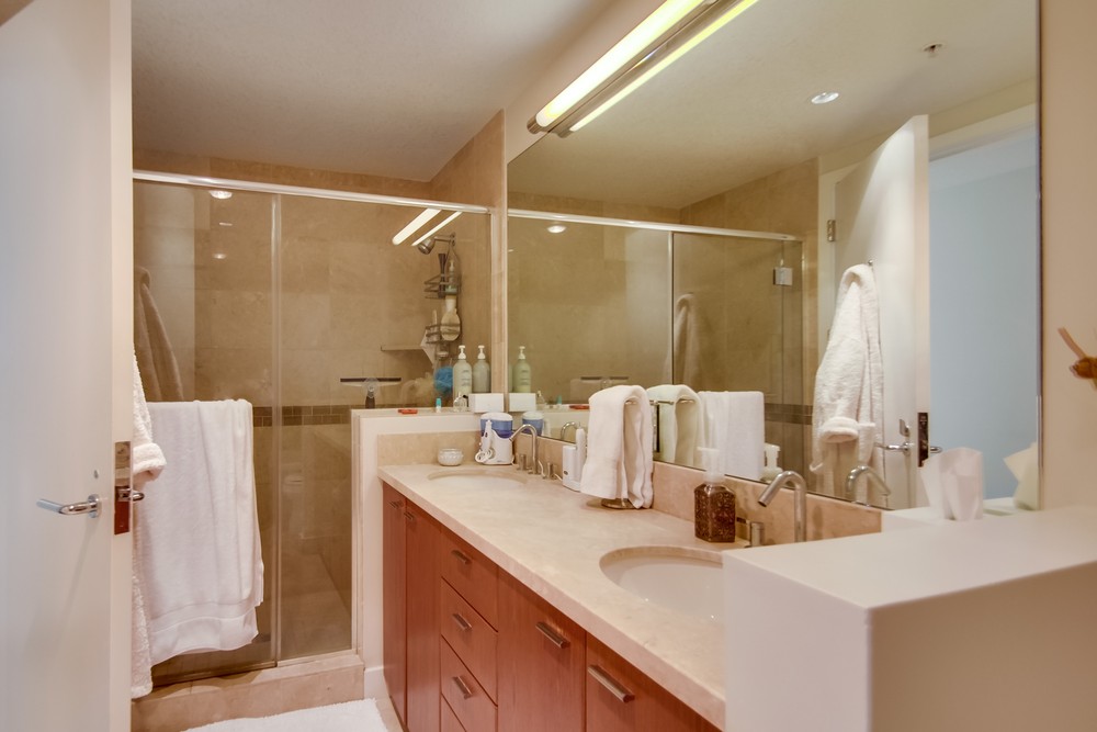 Virtual tour photo 20 of 29 for 1205 Pacific Hwy #906
