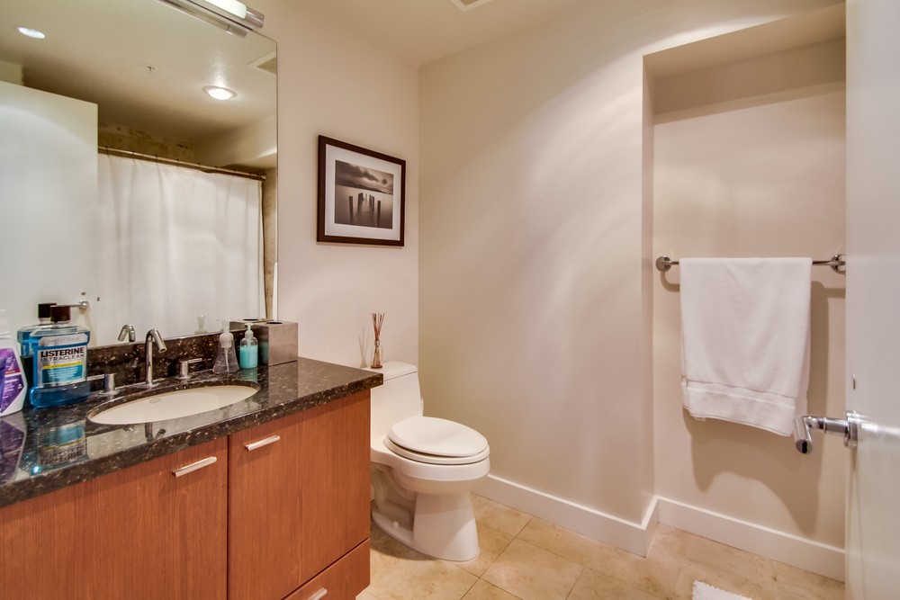 Virtual tour photo 24 of 29 for 1205 Pacific Hwy #906