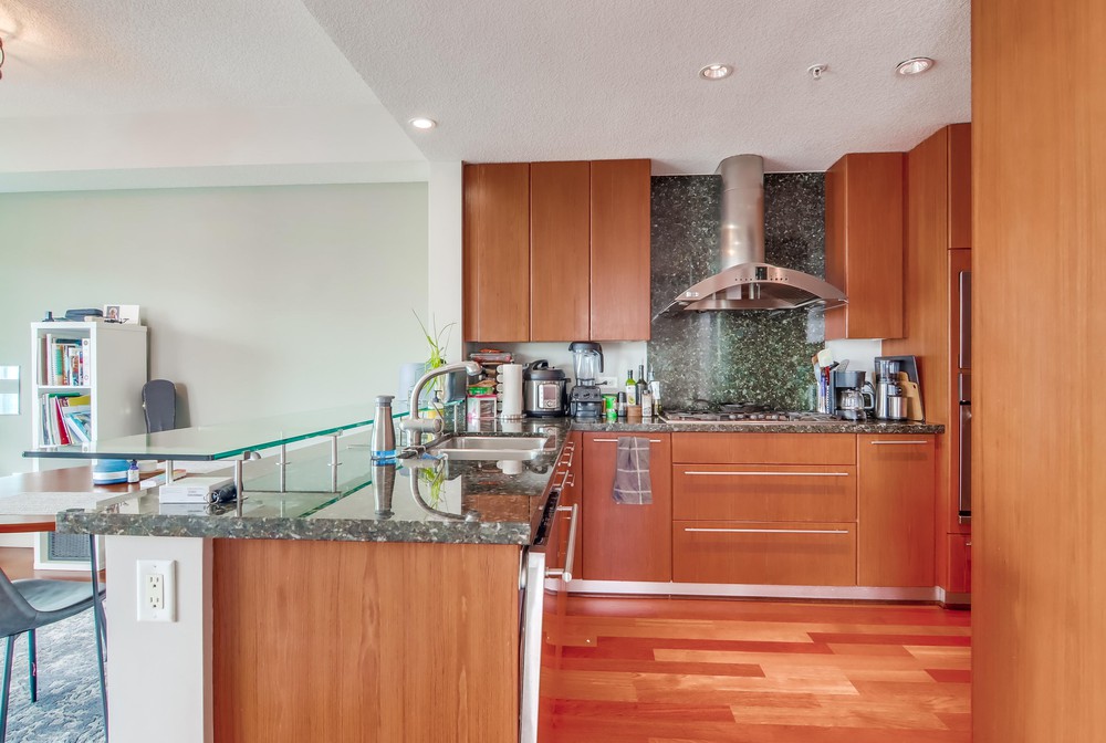 Virtual tour photo 19 of 52 for 1205 Pacific Hwy