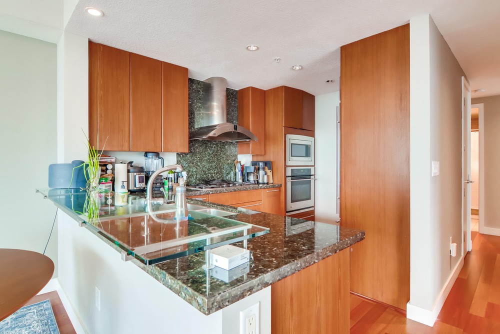 Virtual tour photo 20 of 52 for 1205 Pacific Hwy