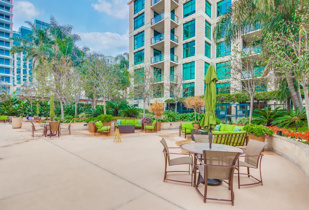 Virtual tour photo 51 of 52 for 1205 Pacific Hwy