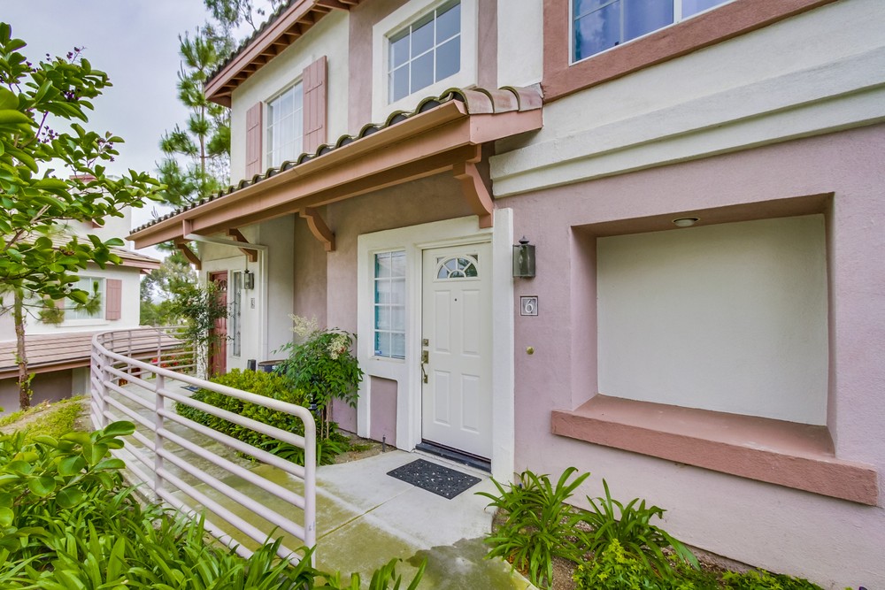 Virtual tour photo 1 of 32 for 12053 Tivoli Park Row, #6