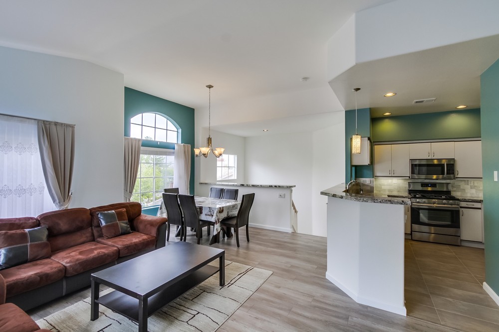 Virtual tour photo 6 of 32 for 12053 Tivoli Park Row, #6