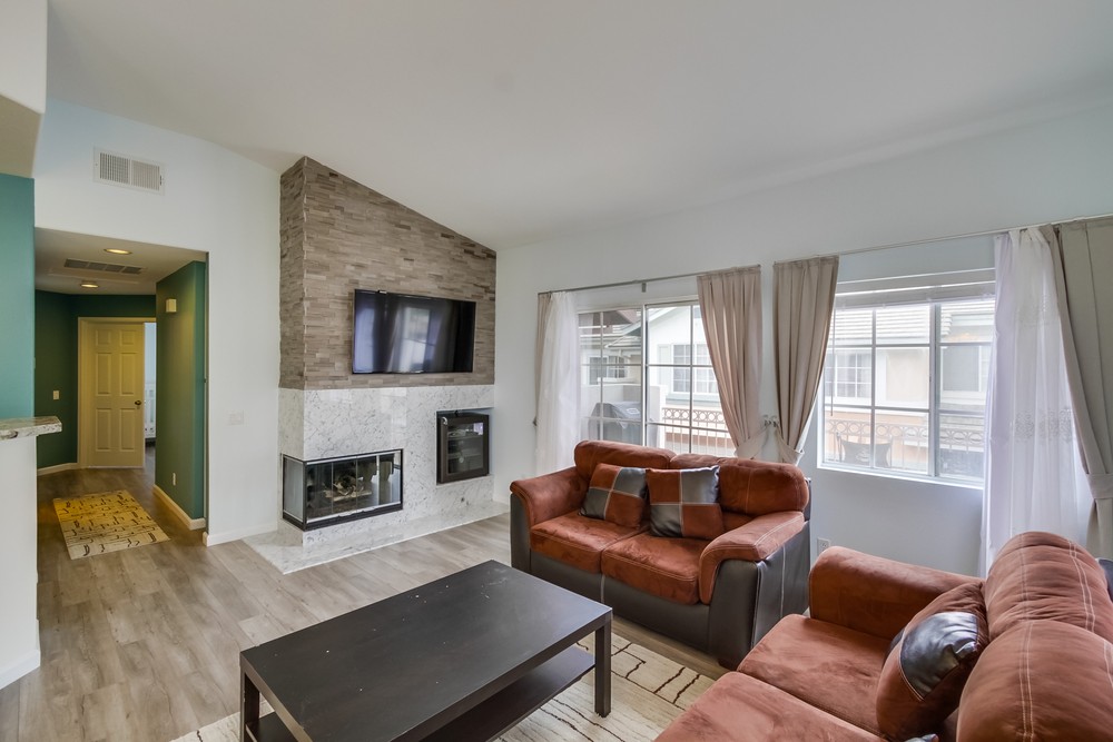 Virtual tour photo 8 of 32 for 12053 Tivoli Park Row, #6