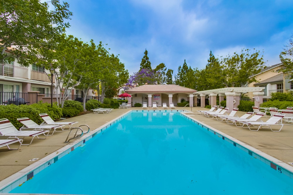 Virtual tour photo 27 of 32 for 12053 Tivoli Park Row, #6