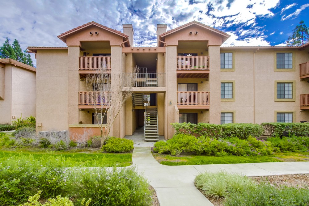 Virtual tour photo 21 of 21 for 12071 Alta Carmel Ct #101