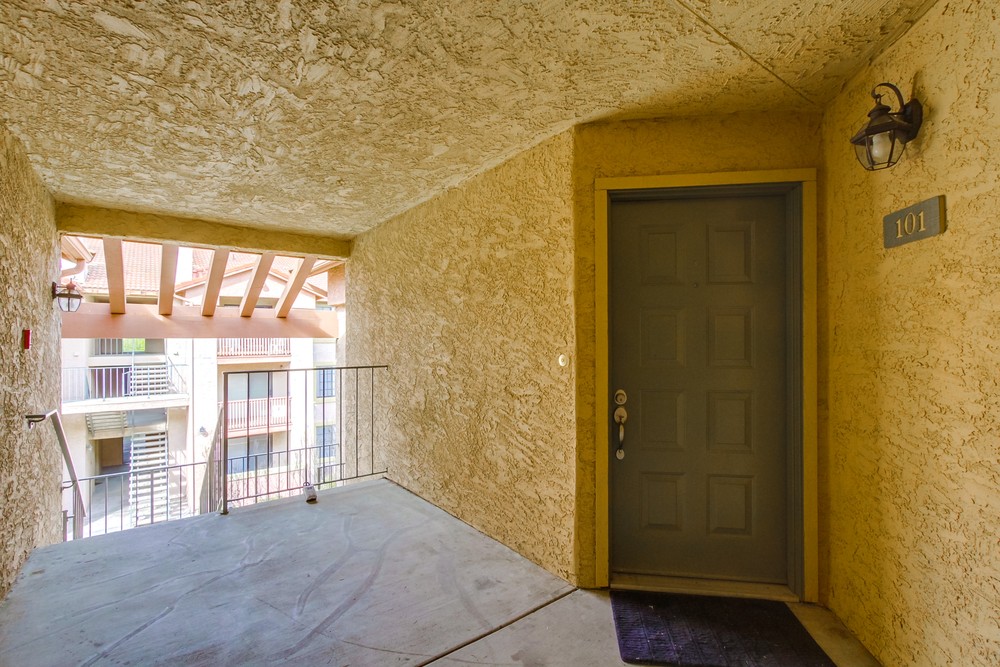 Virtual tour photo 17 of 21 for 12071 Alta Carmel Ct #101