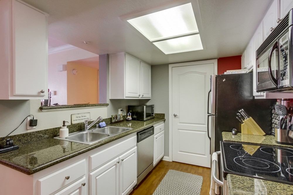 Virtual tour photo 9 of 21 for 12071 Alta Carmel Ct #101