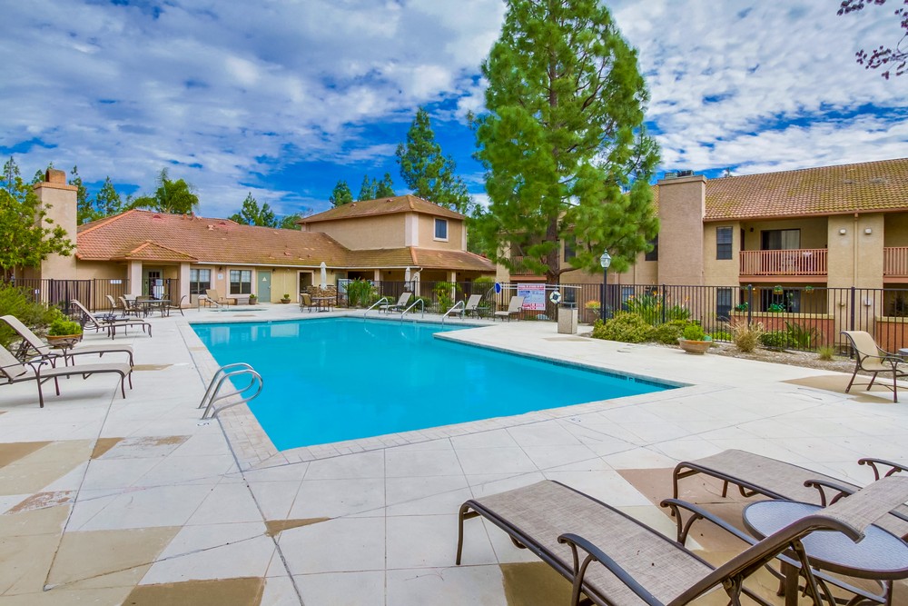 Virtual tour photo 18 of 21 for 12071 Alta Carmel Ct #101