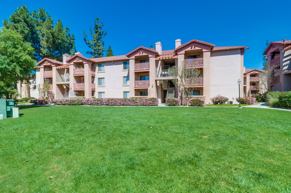 Virtual tour photo 1 of 30 for 12071 Alta Carmel Ct UNIT 97