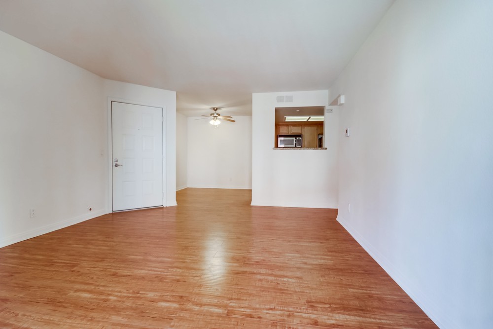 Virtual tour photo 11 of 30 for 12071 Alta Carmel Ct UNIT 97