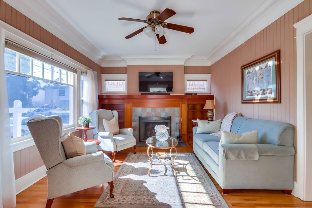 Virtual tour photo 8 of 48 for 1208 Washington Pl