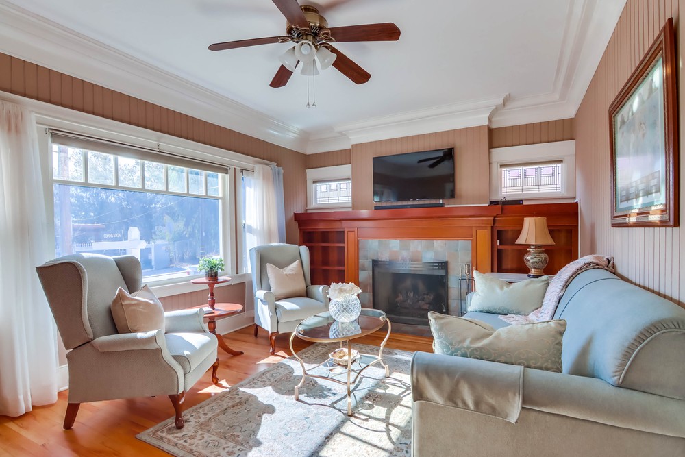 Virtual tour photo 9 of 48 for 1208 Washington Pl
