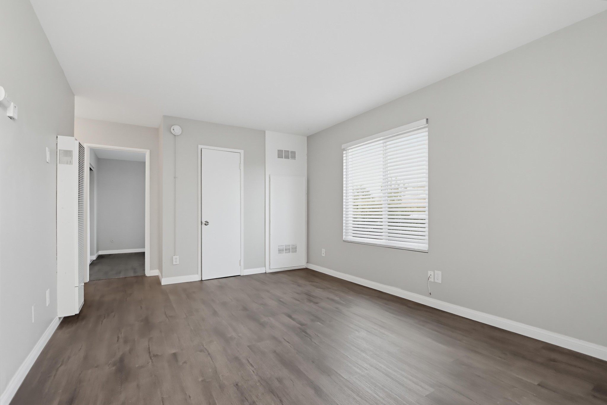 Virtual tour photo 9 of 27 for 121 Madison Ave