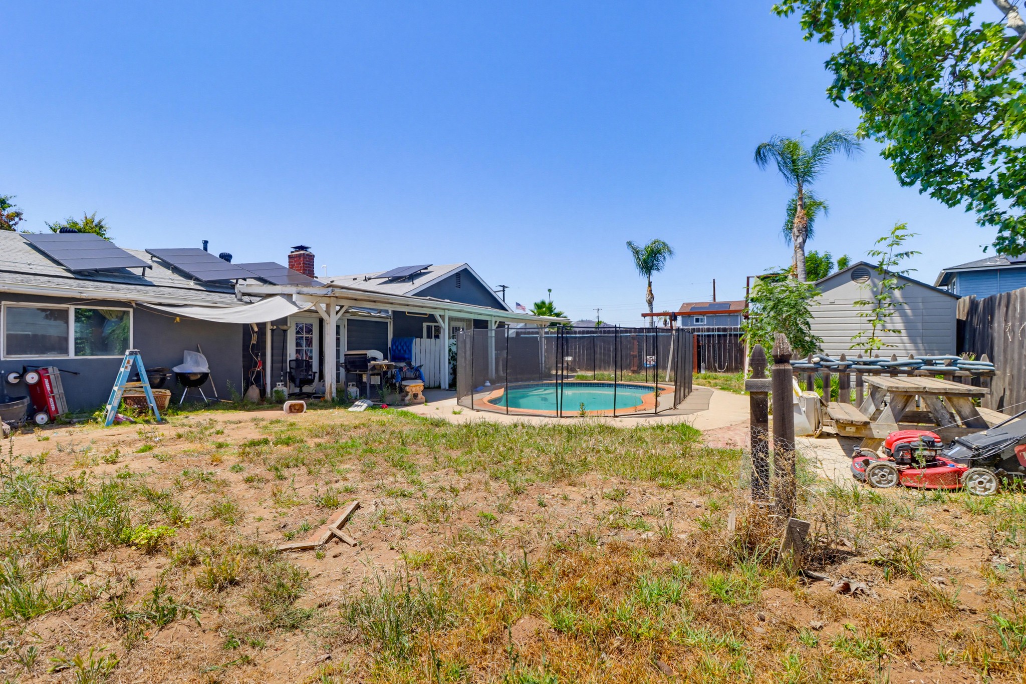 Virtual tour photo 31 of 43 for 121 S Stephanie Ln