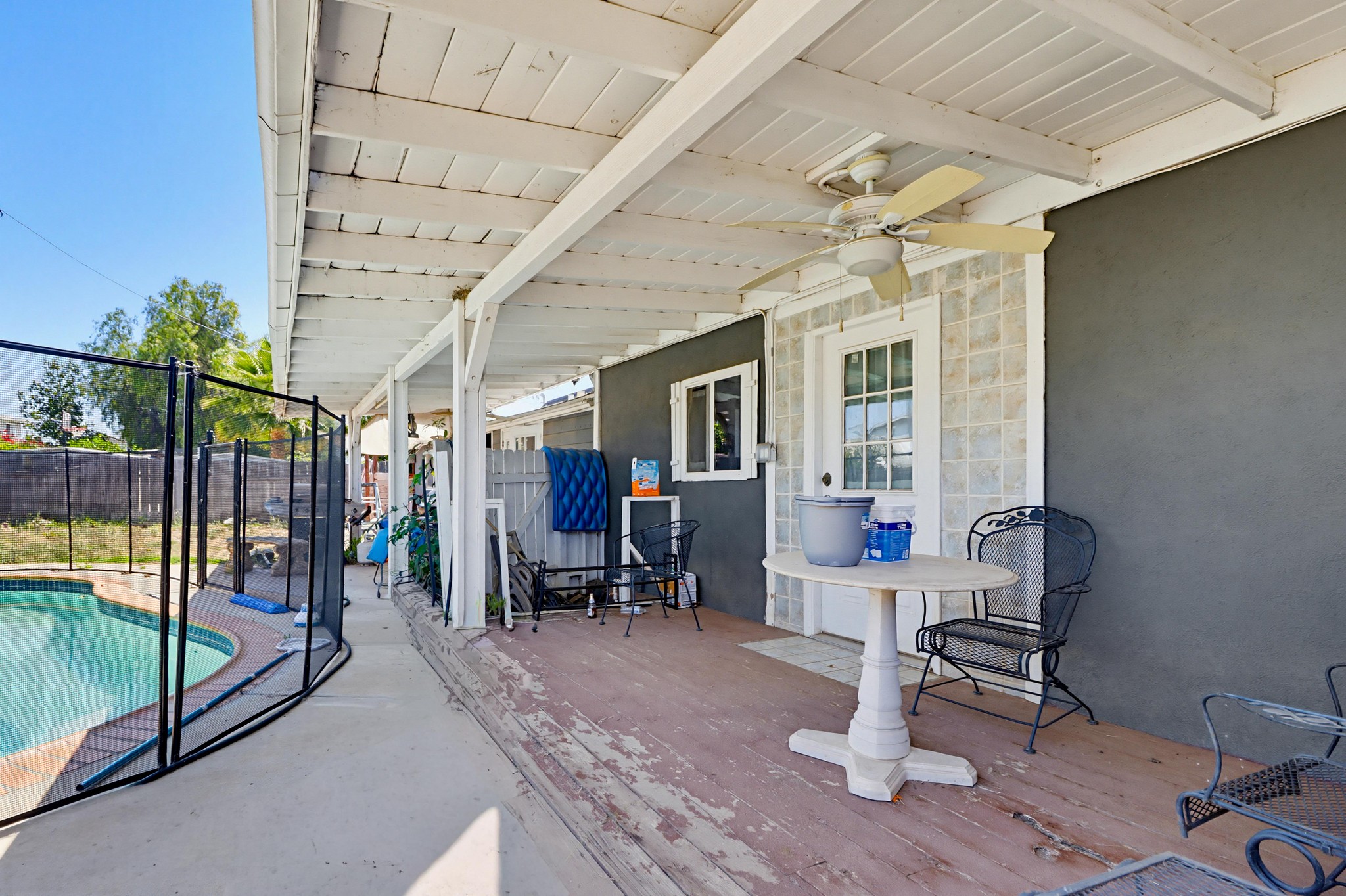 Virtual tour photo 36 of 43 for 121 S Stephanie Ln