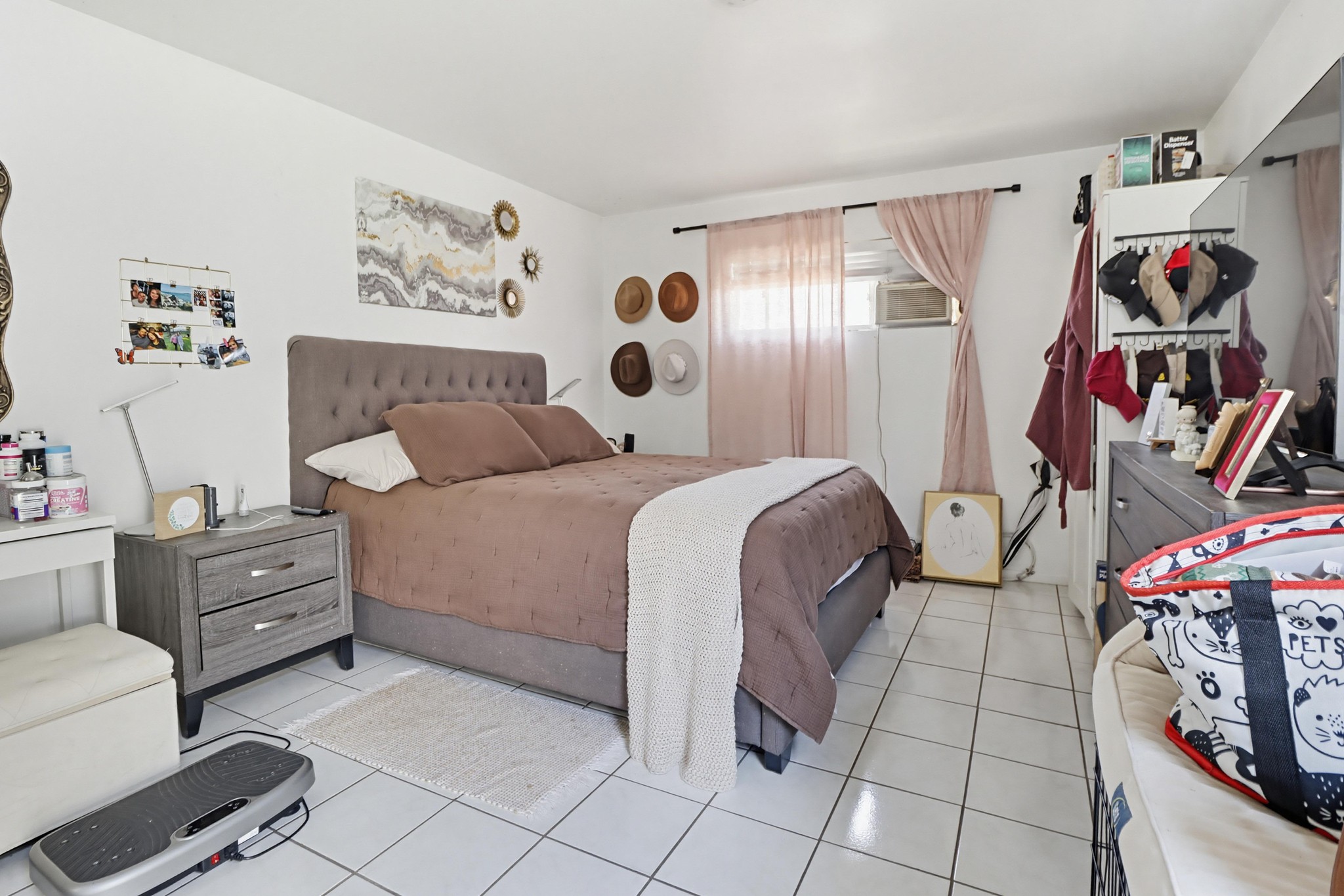 Virtual tour photo 40 of 43 for 121 S Stephanie Ln