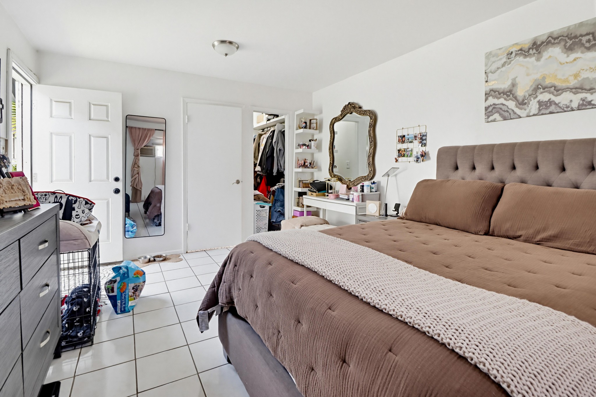 Virtual tour photo 41 of 43 for 121 S Stephanie Ln