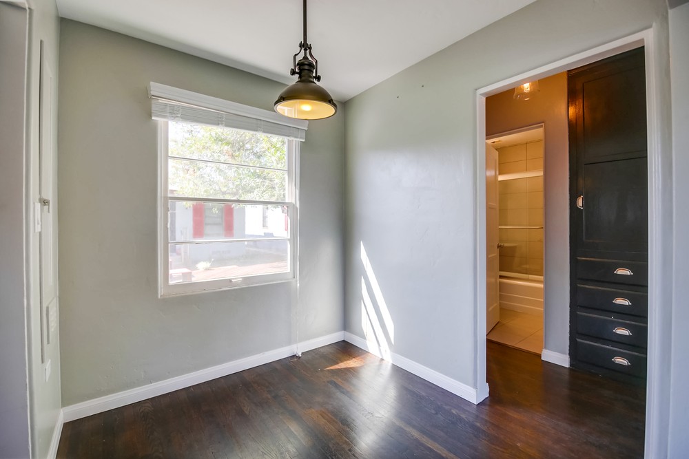 Virtual tour photo 13 of 45 for 1210 30th St