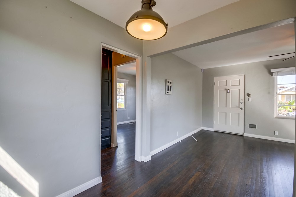 Virtual tour photo 14 of 45 for 1210 30th St