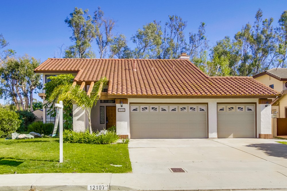 Virtual tour photo 1 of 45 for 12107 Charbono St