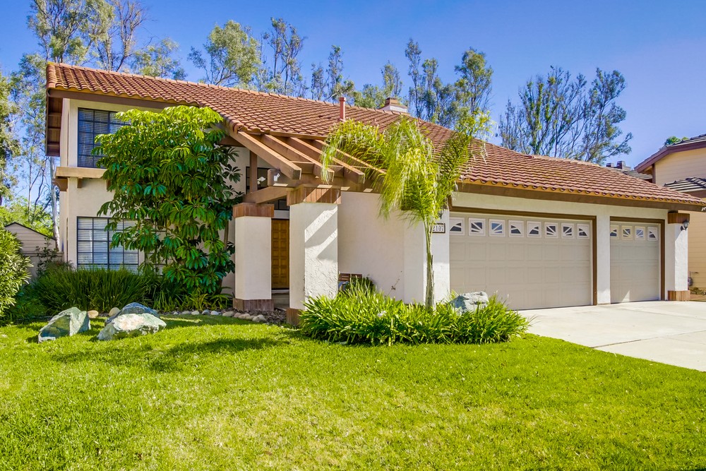 Virtual tour photo 3 of 45 for 12107 Charbono St