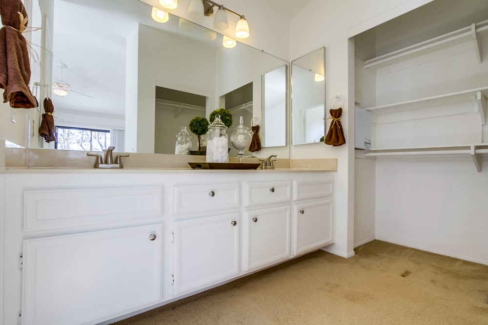 Virtual tour photo 28 of 45 for 12107 Charbono St