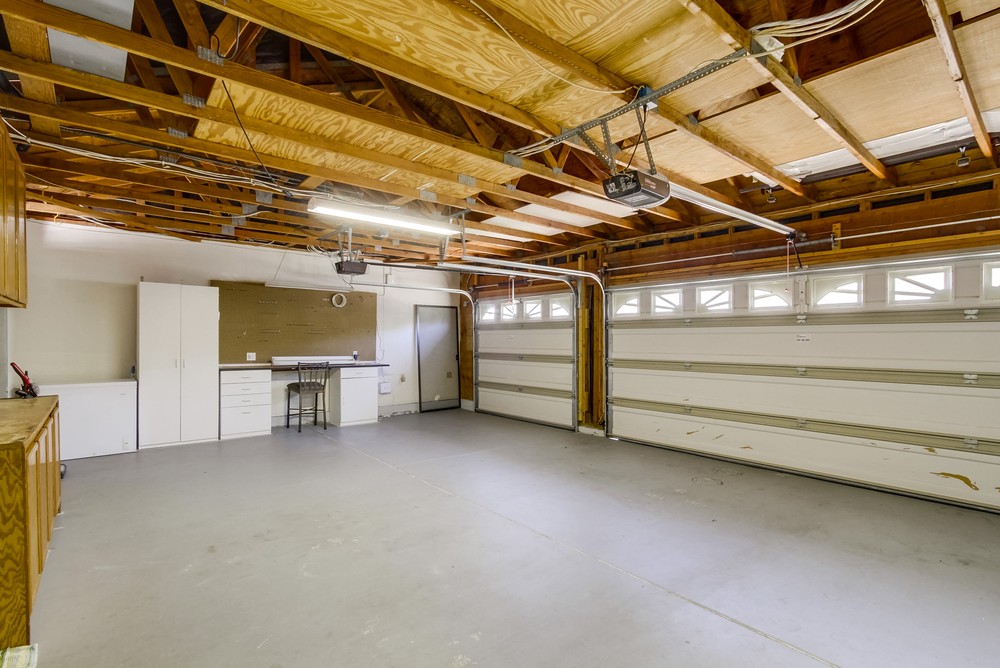 Virtual tour photo 41 of 45 for 12107 Charbono St