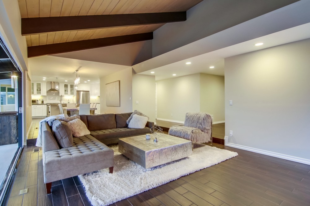 Virtual tour photo 32 of 82 for 1211 Catalina Blvd