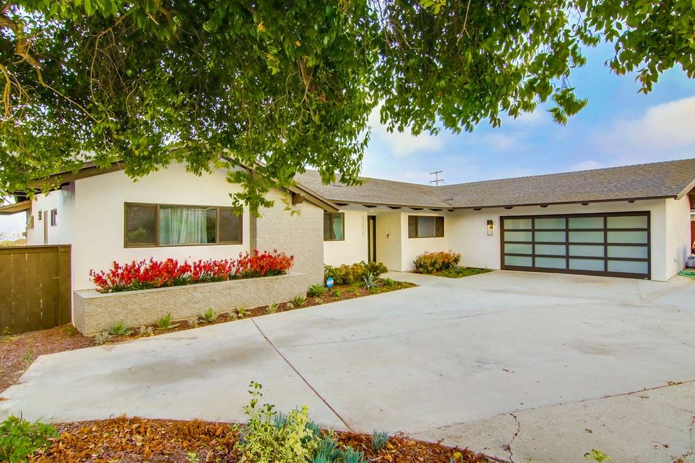 Virtual tour photo 57 of 82 for 1211 Catalina Blvd