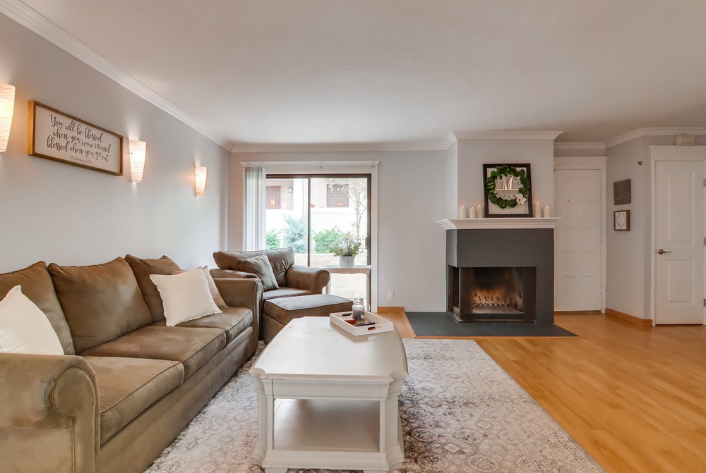 Virtual tour photo 14 of 56 for 1212 River Glen Row UNIT 103